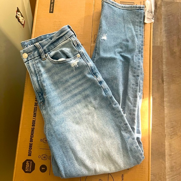 Jeans - Picture 1 of 6